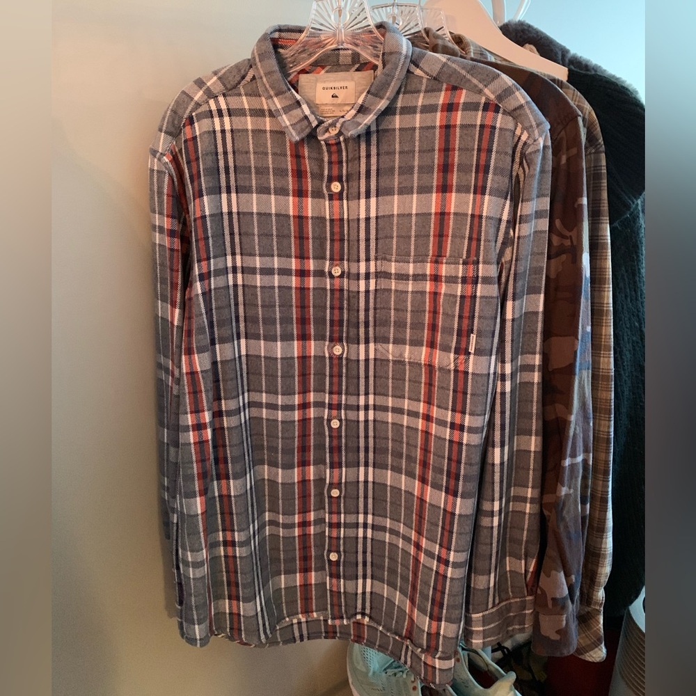 Men’s Quicksilver Ling Sleeve Button Down Heavy Cotton Plaid Size Large